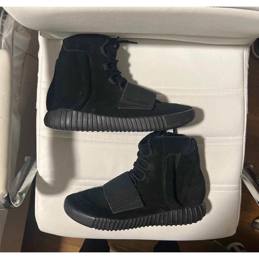 Size 11 - adidas Yeezy Boost 750 Triple Black